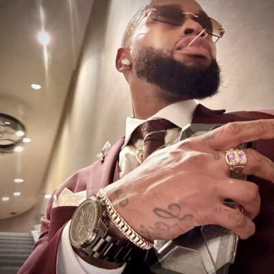 1bstrong's profile picture. TIKTOK- Mr.Str0ng FragranceGOD Our deepest fear is that we are powerful beyond measure.