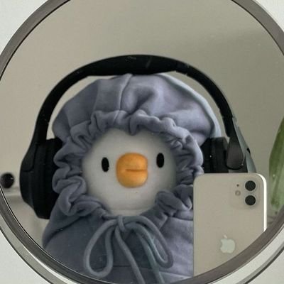 CMK06_'s profile picture. she/her • 19 y/o • multistan