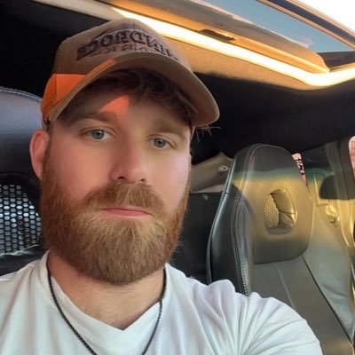 thomasfols's profile picture. 🏋️‍♀️Lifting weights, loving boys. 🏳️‍🌈