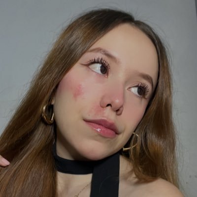 AndyPedrazac's profile picture. es solo un tweet hermose no estes chingando 🌼✨🤍🌸🧚🏻‍♀️