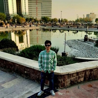 Alireza334308's profile picture. Im a person who loves cash
