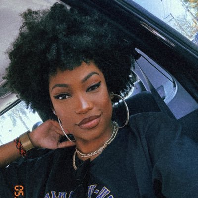 NicksEuzebio's profile picture. Engenheira Civil 🖤