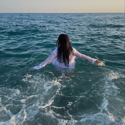 ZaraDarwin6961's profile picture. ✈✈ Good travel of speed intersections, focus on creating memories wherever you go 🥾🌿