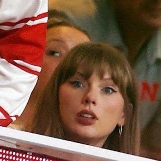 thefateoftswift's profile picture. THE LIFE OF A SHOWGIRL OUT NOW! ❤️ tracking taylor’s wins since 1989 era 💕 | midnights is the blueprint | swiftie updates, charts & love ❤️‍🔥 | hacked at 105k