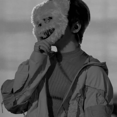 jjingianwoo's profile picture. ᴡʜᴇʀᴇ ᴊɪɴᴋɪ sᴍɪʟᴇs, ɪᴀɴ ᴅʀᴇᴀᴍs, ᴡᴏɴᴡᴏᴏ ʙʀᴇᴀᴛʜᴇs & ᴍᴏᴏɴʙɪɴ sʜɪɴᴇs, ɪ ᴇxɪsᴛ.

ᴋᴘᴏᴘ/ᴋʜʜ/ᴋʀ&ʙ|☕🌻🎧🌒
•sʜᴇ/ʜᴇʀ•