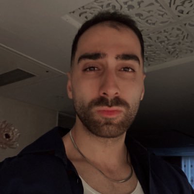 itsmeyti's profile picture. 