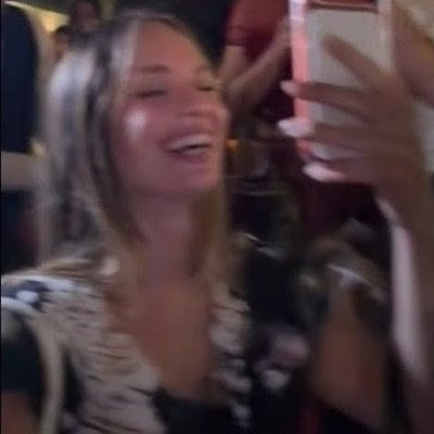 primecindyim's profile picture. ya beyazım ya siyah bizde gri yok 🥱