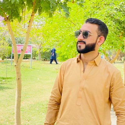 ug789135's profile picture. I prefer personality because personality never goes out of style.