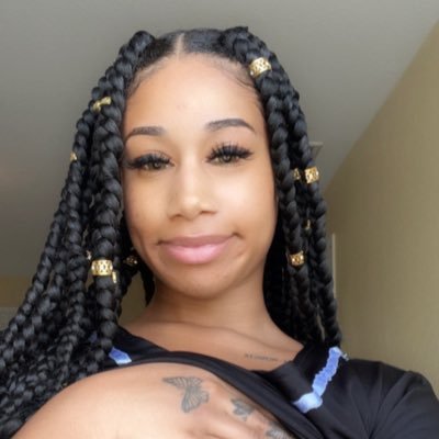 Tinnydolly232's profile picture. https://t.co/NbqN29gHrH