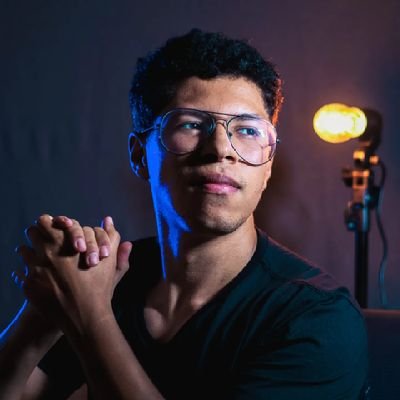 Oliveirapng's profile picture. 🎬 Video Editor & Motion Designer
🚀 Creating next-level visuals for YouTube
📩 Let’s connect! DMs open