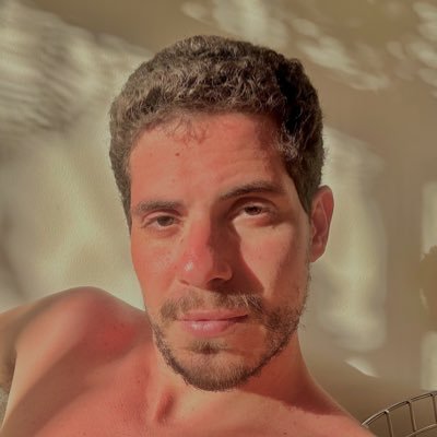 BrunoCp2's profile picture. amar o que não lhe falta