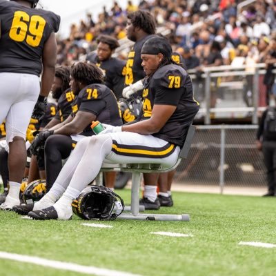 biggbabyy1's profile picture. @bowiestatefootball 6’8 285 RT