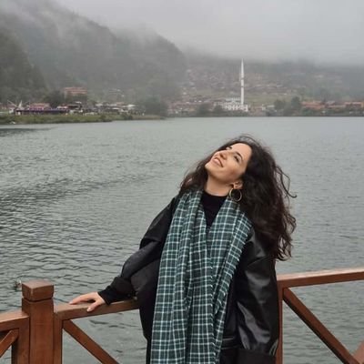 mmeryemttasci's profile picture. ingilizce öğretmeni 👩🏫