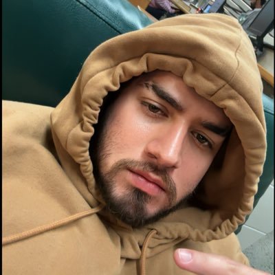 Elpipe2406's profile picture. Derecho | Ciencias políticas | Universidad de Antioquia 🇳🇬|