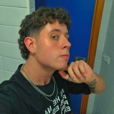 Onselevn's profile picture. From the Spanish Comunity #OW #INAZUMA11 #OP #JJK. Futuro Técnico de sonido. Gracias a dios me desperté con vida ⚡