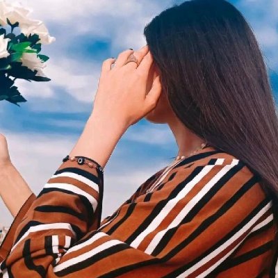 Daphne9998's profile picture. 🌈 Chasing rainbows & dreams 🌟 | Fashion lover & adventure seeker 🗺️ | Happiness is homemade 💖✨