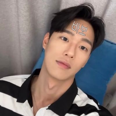 Seung93321Jun's profile picture. 저는 한국 부산 출신의 승준입니다. 여행을 정말 좋아하고 즐겁게 지내고 있어요 ✨✨