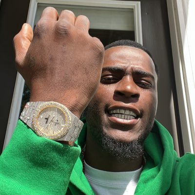 beenclutch1's profile picture. being all I Can BE while I’m n this shit 🕳