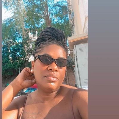 ryca_desiree's profile picture. Amar a Deus sobre todas as coisas.

 proprietária da @rycaconfeitaria 🎂🧁🍰

Miguel l Maitê l Mel ❤️