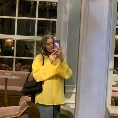 Ghada51379284's profile picture. ومن كتر تخيلاتي ظننتُ أن هذا واقعي  وغفلت عن واقعي حتى ذهبت حياتي وكأنني أجري وراء سراب