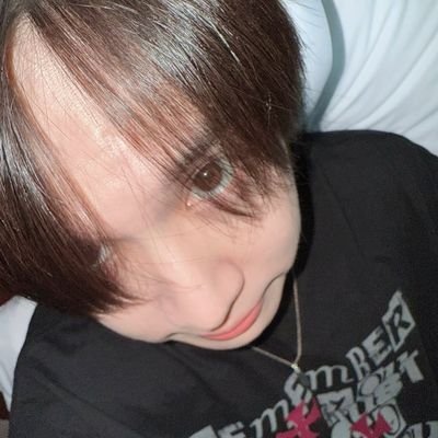 pieguccivanilla's profile picture. desde 02, surtando sozinha e os outros