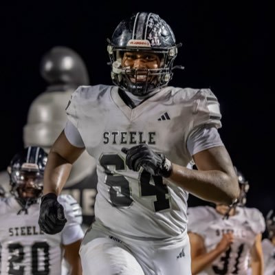 StephanHicks64's profile picture. | Byron P. Steele HS | Offensive Tackle | 6’5 285 | 3.7 GPA | 16 year old | CO ‘27 |stephanhicksjr@gmail.com |