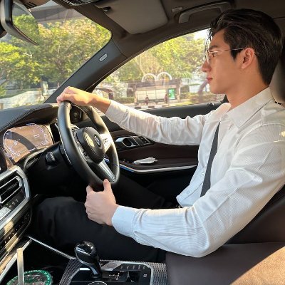 thang_chinh9797's profile picture. Do Everything to make money
(🧙,🧙)
🧙,⛺