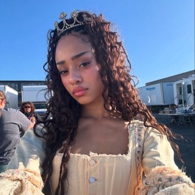 manonngirl's profile picture. ei