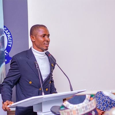 Coach_Clarus's profile picture. ||Lover of God|| 8-Figure Entrepreneur|| Coach & Mentor|| Currently Mentoring 1000+ Students on how to Earn 6-8 Figures Online||
 #SendADmToConnect  👇