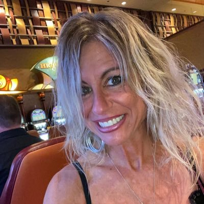 JJsunnydayz's profile picture. Business owner who strives to work hard to have a good life. America🇺🇸first