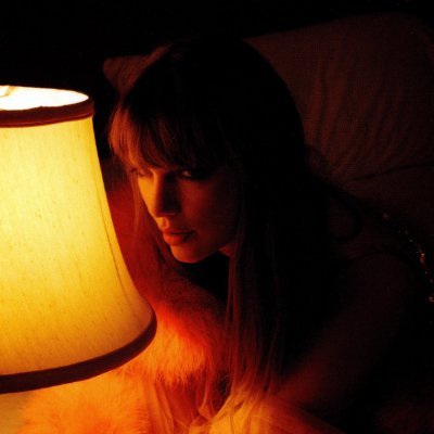 torturedshowmen's profile picture. I just wanna stay in that Lavender Haze 💜