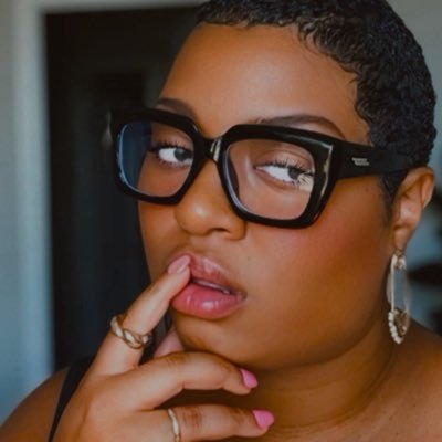 byjaniceayers's profile picture. 📓Just A Glimpse Inside My Life 🖤Positivity, Beauty, & Lifestyle 🎬TikTok & YT @byjaniceayers ✉️ Click The Link For More