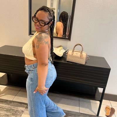 ____Amara's profile picture. ♎