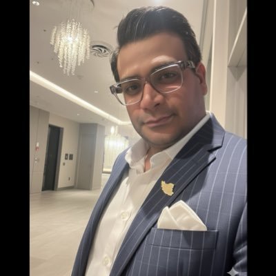 M_P_KH's profile picture. زن زندگی آزادی 🩵👑 شاه میهن آبادی