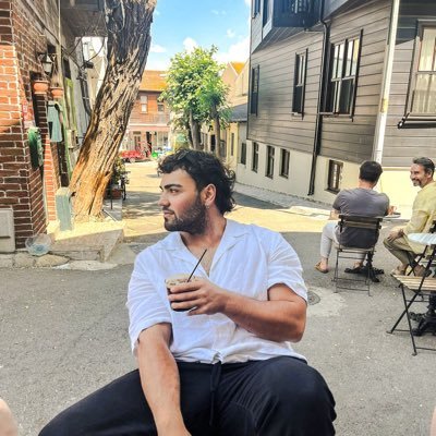 @totaliterucube