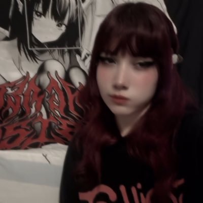 singedhextec's profile picture. 𝓫𝓮𝓮𝓷 𝓭𝓻𝓸𝔀𝓷𝓲𝓷' 𝓲𝓷 𝓭𝓻𝓮𝓪𝓶𝓼 𝓵𝓪𝓽𝓮𝓵𝔂