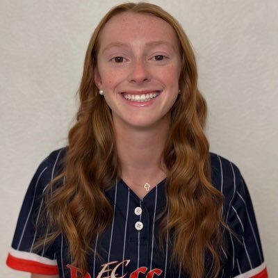 CO 2028 | OF/UT | @EC_BulletsLyons #21 | @AcaSoftball | 3.8 GPA | NCAA ID# 2508708159 ekchampion2010@gmail.com | EIS #39 OF in SE | #81 Nationally Prep SB |