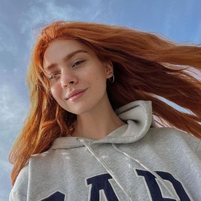 OzturkSenem1400's profile picture. 