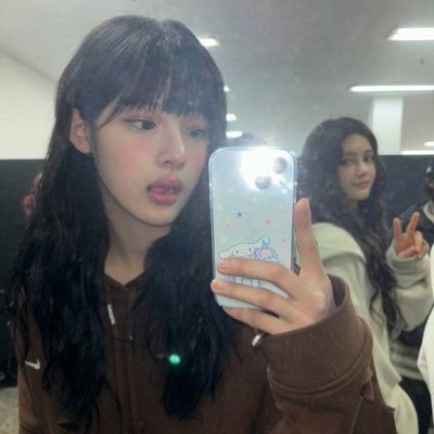 minnieqwnn's profile picture. fan account, idk how to use twt sorry 💔