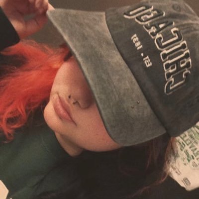 bailey28tommo's profile picture. 𝒩ℴ𝓉𝒽𝒾𝓃ℊ 𝓌𝒶𝓀ℯ𝓈 𝓎ℴ𝓊 𝓊𝓅, 𝓁𝒾𝓀ℯ 𝓌𝒶𝓀𝒾𝓃ℊ 𝓊𝓅 𝒶𝓁ℴ𝓃ℯ 💔🖤https://t.co/WOq3DUlBrO AFHF