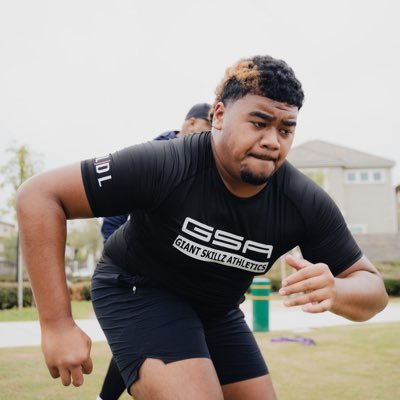 Amaziah_808's profile picture. GOD first🙏🏾| 2027 | Offensive Line | Ht: 6’7 | Wt:330 | Mission Viejo HS | Business Inq: @giant_skillz @traeucla