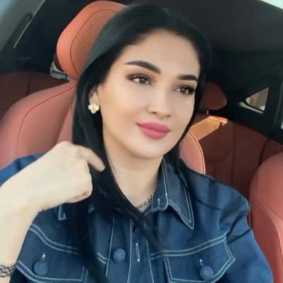 LMustafa34157's profile picture. 