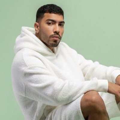 Roliveirazn's profile picture. 23| ZN ESCORPIÃO 🏳️‍🌈G| tô aqui pra reclamar.