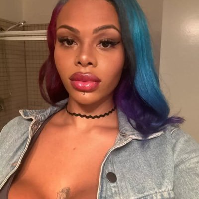 Angela1488631's profile picture. salut 👋🏻 moi c’est Angela Martin ravie de faire ta connaissance 🤝ont peut discuter sur whatsapp +330780849121 où Telegram Angers974 bisous je suis en ligne