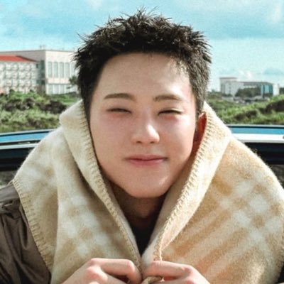 slavified's profile picture. #홋프5ever ⭐️ 240330/31 240908 241012 250823