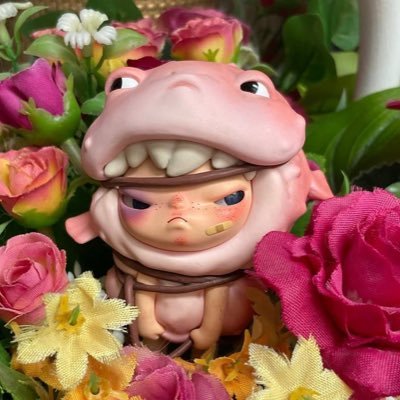 xviasre's profile picture. siktir git ya