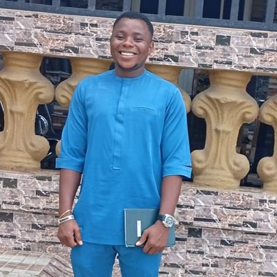 SamuelIdon33838's profile picture. Trader by focus 📊 | Chemist by foundation ⚗️ | Motivator by passion 💭 | Relationship therapist by experience ❤️
I study charts, reactions, and emotions 🥰