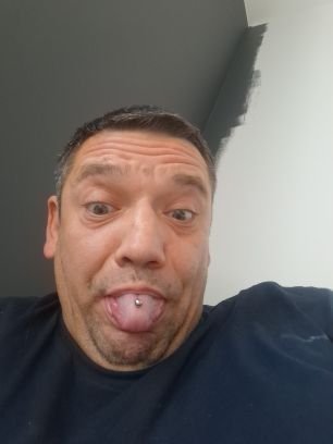 Slwomir247049's profile picture. Blb blabla