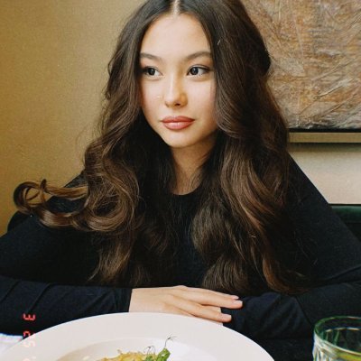 AlmaKidd2780's profile picture. 