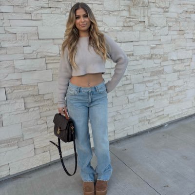 ZielinskiAriana's profile picture. 